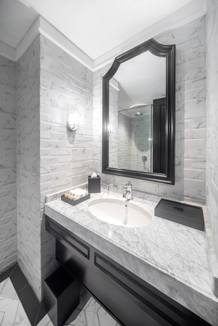 Imagen de la habitación del Hotel Des Indes Menteng. Foto 9