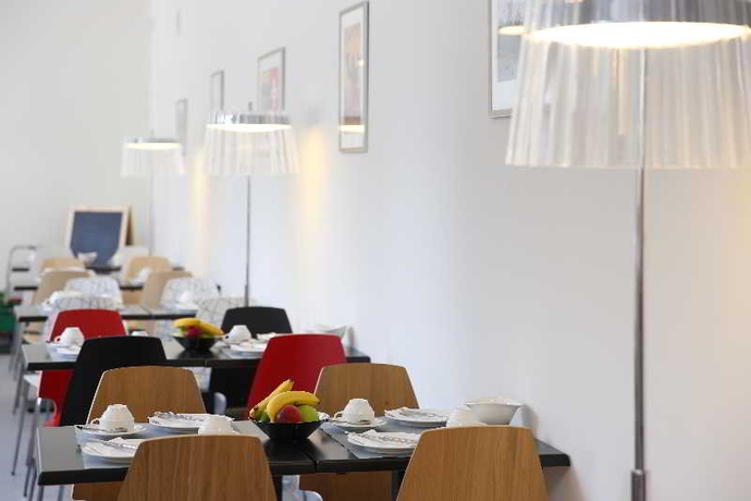 Imagen general del Hotel Des Inventions. Foto 6