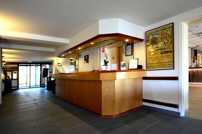 Imagen de los interiores del Hotel Des Lacs. Foto 19