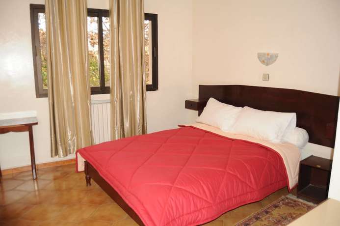 Imagen de la habitación del Hotel Des Lilas. Foto 9