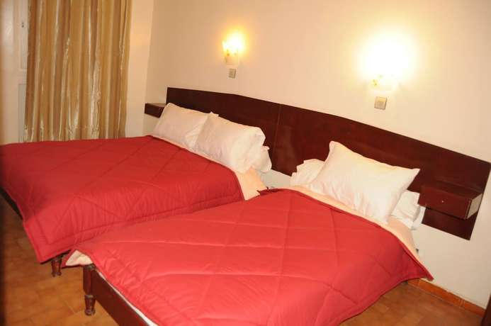 Imagen de la habitación del Hotel Des Lilas. Foto 12