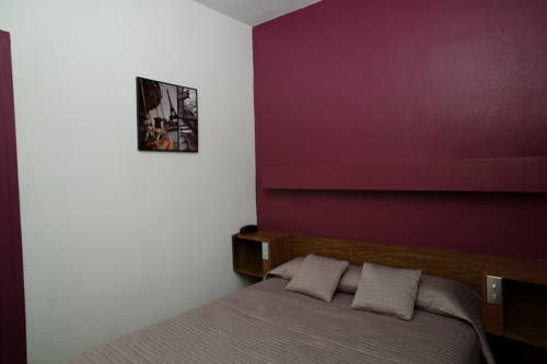 Imagen de la habitación del Hotel Des Lys. Foto 15