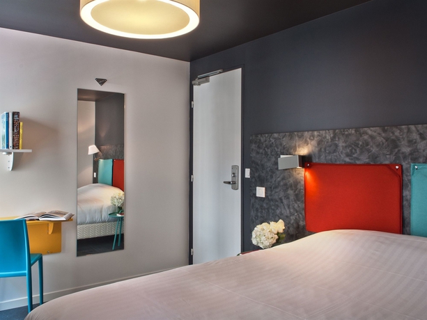 Imagen de la habitación del Hotel Des Métallos. Foto 5