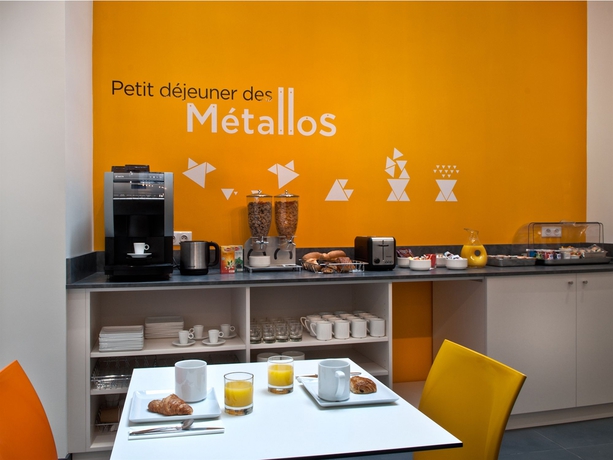 Imagen del bar/restaurante del Hotel Des Métallos. Foto 3