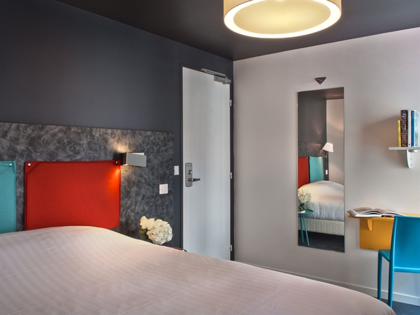 Imagen de la habitación del Hotel Des Métallos. Foto 15