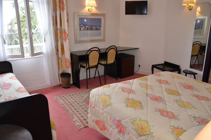 Imagen de la habitación del Hotel Des Mimosas. Foto 9