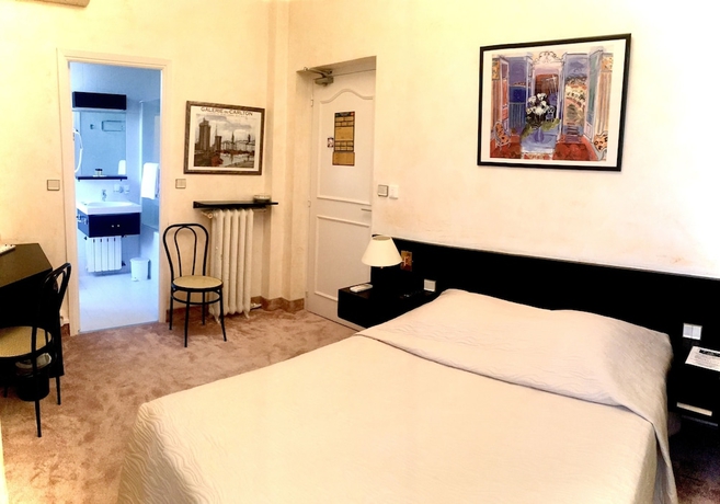 Imagen de la habitación del Hotel Des Mimosas. Foto 14