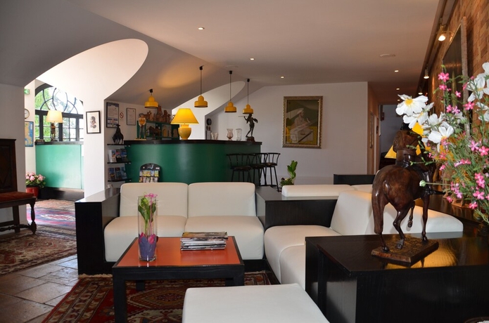 Imagen del bar/restaurante del Hotel Des Mimosas. Foto 3