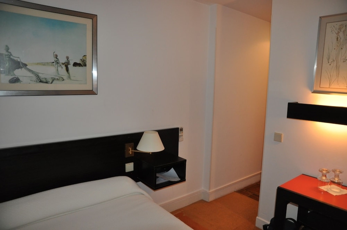 Imagen de la habitación del Hotel Des Mimosas. Foto 19