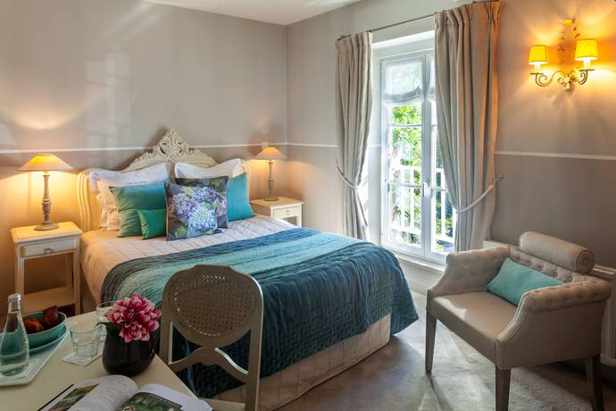 Imagen de la habitación del Hotel Des Ormes. Foto 4