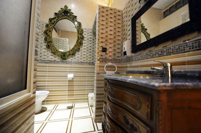 Imagen de la habitación del Hotel Des Oudaias. Foto 8