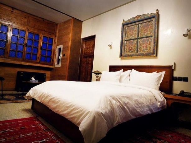 Imagen de la habitación del Hotel Des Oudaias. Foto 11