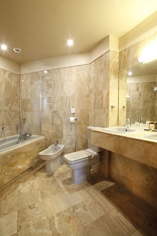 Imagen de la habitación del Hotel Des Palmiers. Foto 4