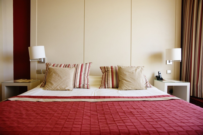 Imagen de la habitación del Hotel Des Palmiers. Foto 7