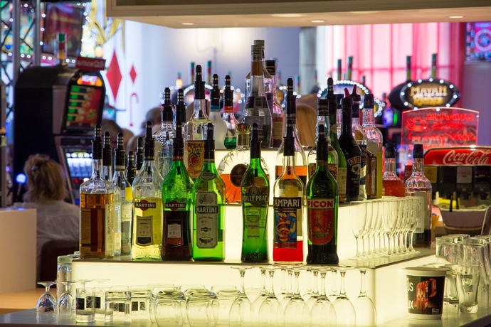 Imagen del bar/restaurante del Hotel Des Palmiers. Foto 3