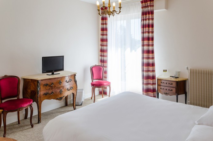 Imagen de la habitación del Hotel Des Pins. Foto 3