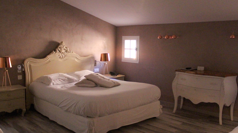 Imagen de la habitación del Hotel Des Pins. Foto 2