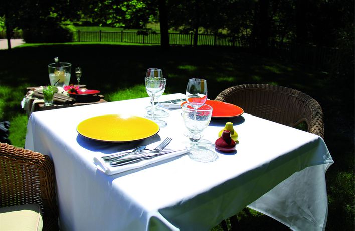 Imagen del bar/restaurante del Hotel Des Pirates. Foto 3