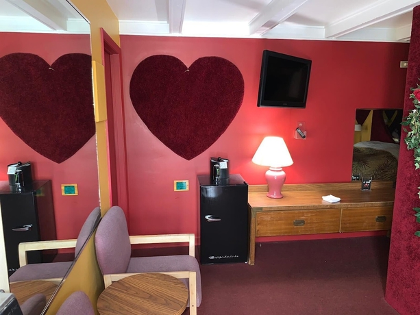 Imagen de la habitación del Hotel Des Plaines Motel. Foto 12