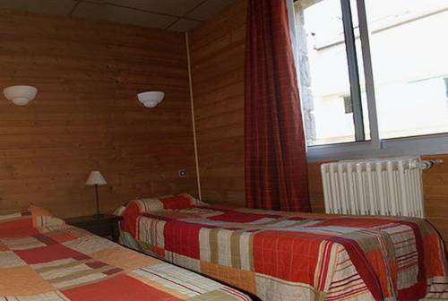 Imagen de la habitación del Hotel Des Pyrénées. Foto 6