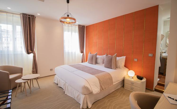 Imagen general del Hotel Des Quinconces. Foto 2