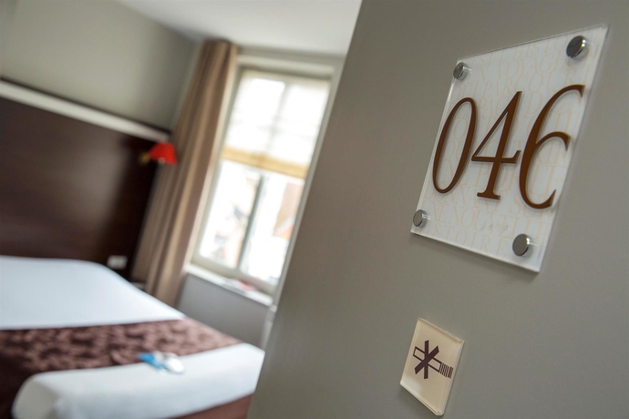 Imagen de la habitación del Hotel Des Reignaux. Foto 6