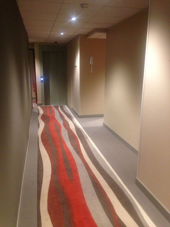 Imagen de los interiores del Hotel Des Remparts, Lyon. Foto 14