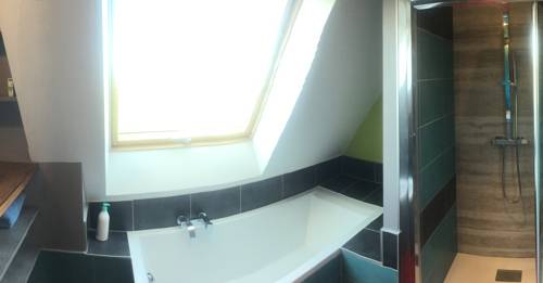 Imagen de la habitación del Hotel Des Rochers. Foto 7