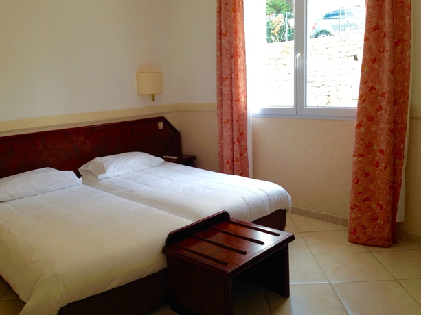 Imagen de la habitación del Hotel Des Roches, SARTENE. Foto 9
