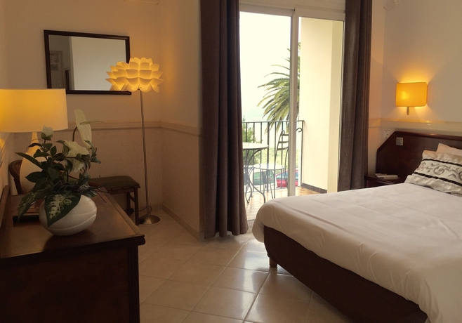 Imagen de la habitación del Hotel Des Roches, SARTENE. Foto 11