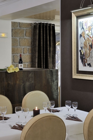 Imagen del bar/restaurante del Hotel Des Roches, SARTENE. Foto 3