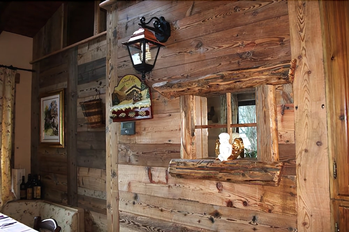 Imagen de los interiores del Hotel Des Roses, Antey-Saint-Andre. Foto 19