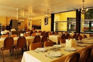 Imagen del bar/restaurante del Hotel Des Rosiers. Foto 4