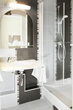 Imagen de la habitación del Hotel Des Roys. Foto 6