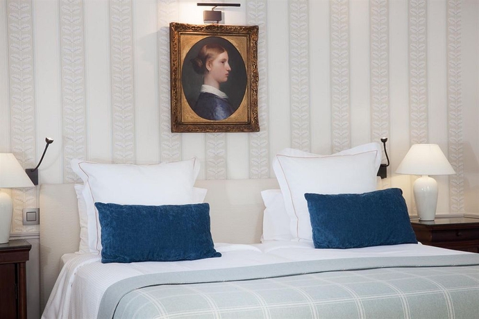 Imagen de la habitación del Hotel Des Saints Peres. Foto 2