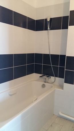 Imagen de la habitación del Hotel Des Thermes Et Du Casino. Foto 14