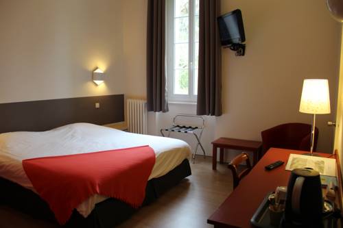 Imagen de la habitación del Hotel Des Thermes. Foto 6