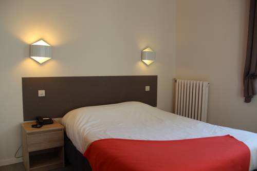 Imagen de la habitación del Hotel Des Thermes. Foto 13