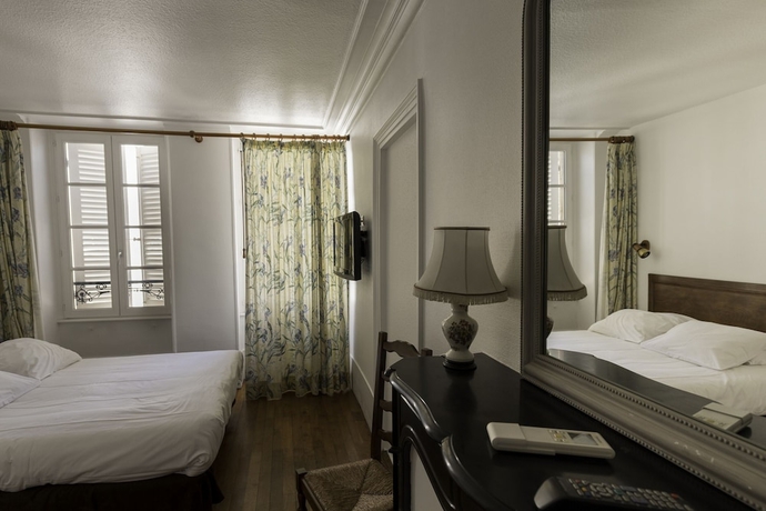 Imagen de la habitación del Hotel Des Tonneliers, Beaune. Foto 8