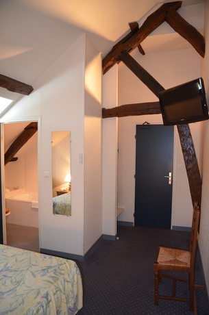 Imagen de la habitación del Hotel Des Tonneliers, Beaune. Foto 13