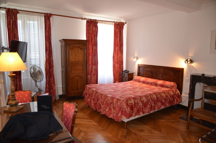 Imagen de la habitación del Hotel Des Tonneliers, Beaune. Foto 16