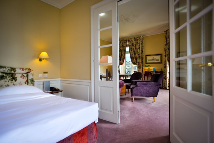 Imagen de la habitación del Hotel Des Trois Couronnes. Foto 2