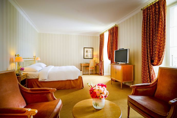 Imagen de la habitación del Hotel Des Trois Couronnes. Foto 15