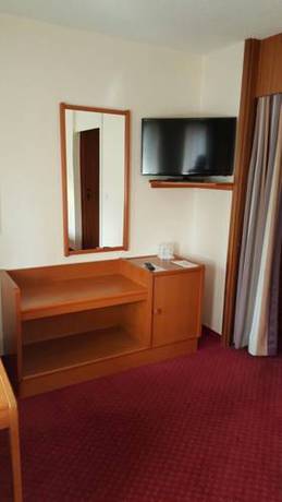 Imagen de la habitación del Hotel Des Trois Rois. Foto 6