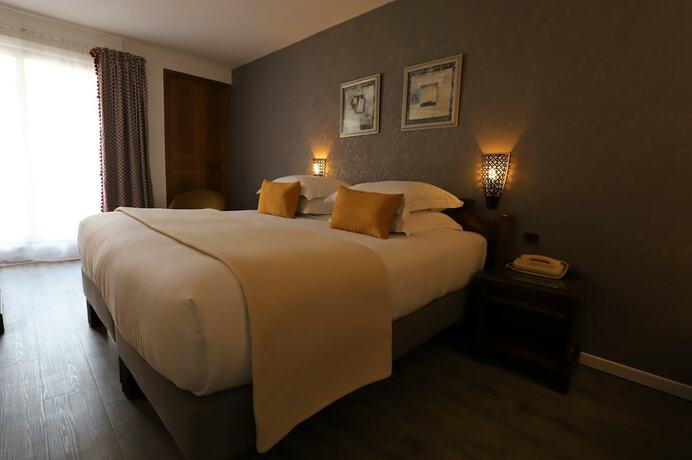 Imagen de la habitación del Hotel Des Tuileries. Foto 17