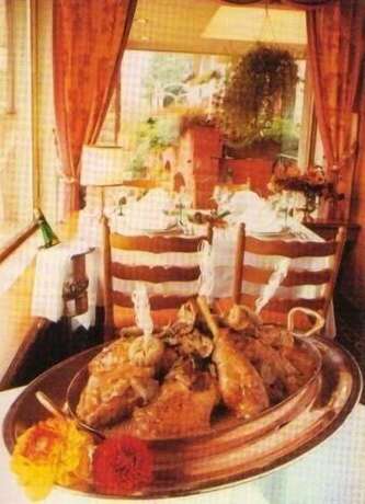 Imagen del bar/restaurante del Hotel Des Vosges, La Petite Pierre. Foto 5