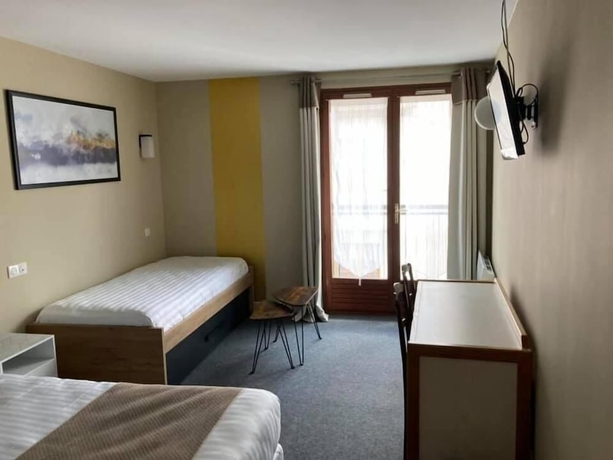 Imagen de la habitación del Hotel Des Voyageurs, Le Malzieu-Ville. Foto 4