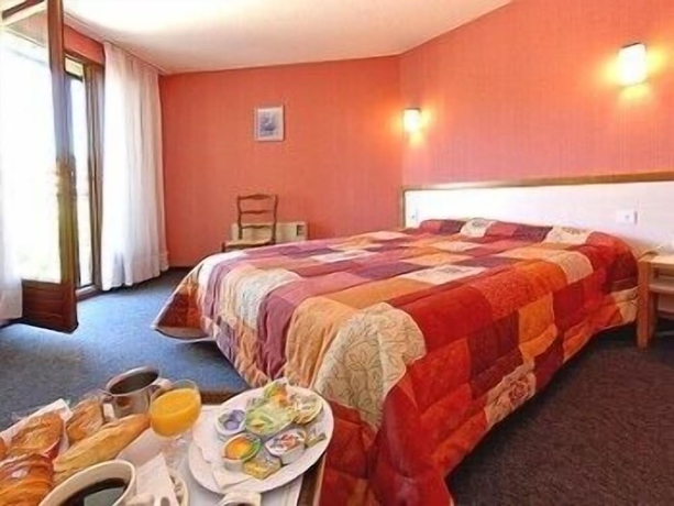 Imagen de la habitación del Hotel Des Voyageurs, Le Malzieu-Ville. Foto 14