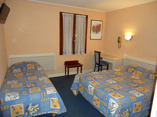 Imagen de la habitación del Hotel Des Voyageurs, MILLAU. Foto 11