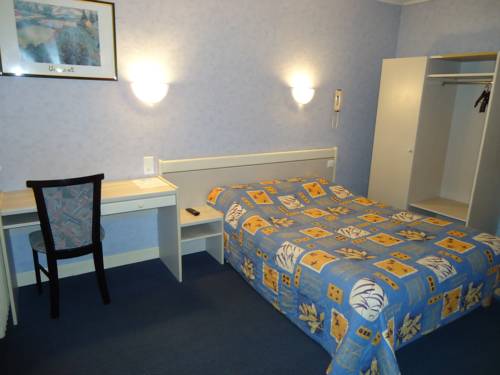 Imagen de la habitación del Hotel Des Voyageurs, MILLAU. Foto 15